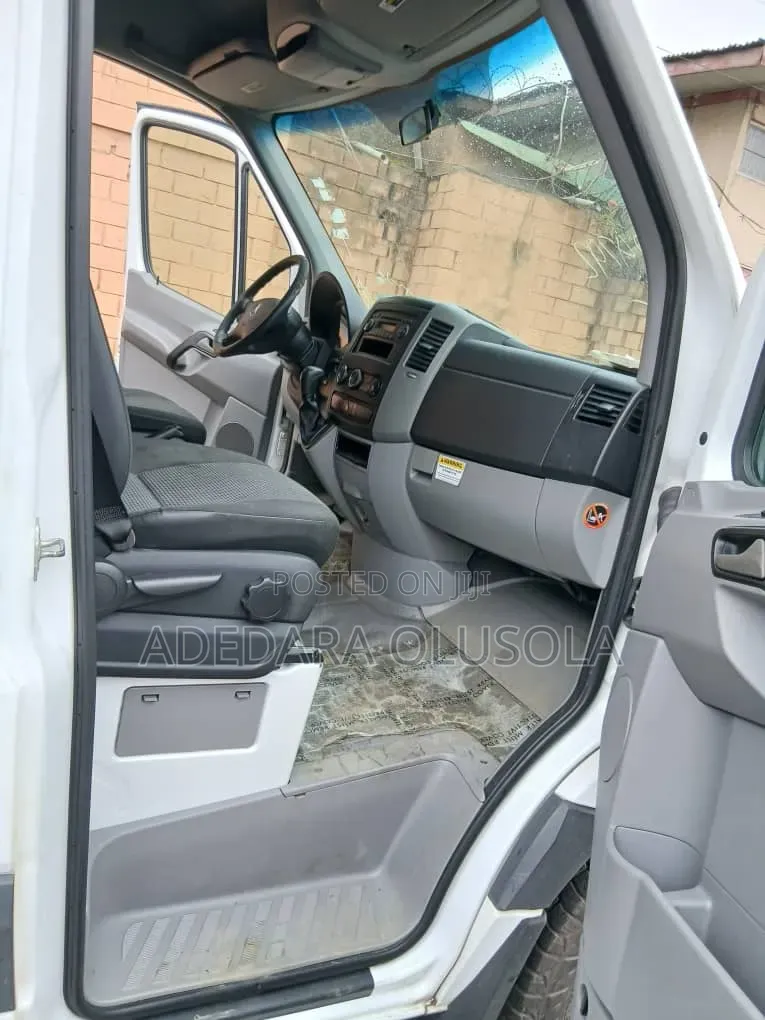 Mercedes-Benz Sprinter 2013 White