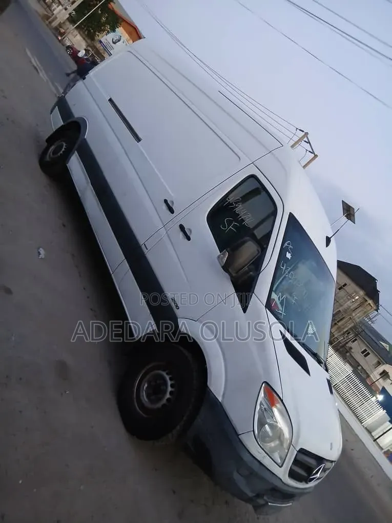 Mercedes-Benz Sprinter 2013 White