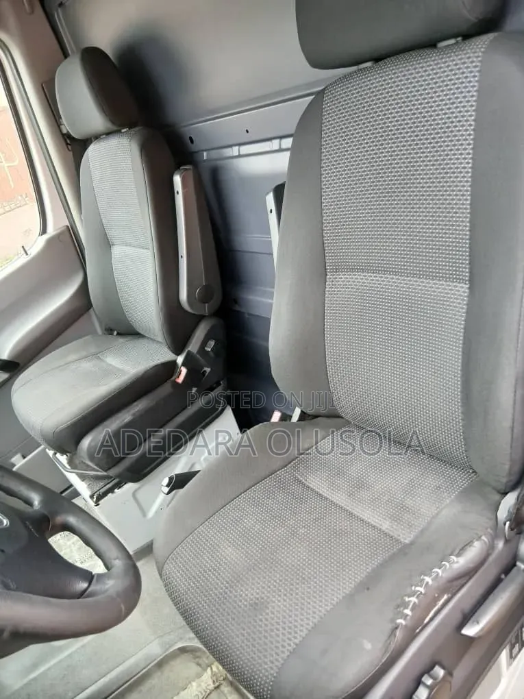 Mercedes-Benz Sprinter 2013 White