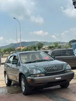 Lexus RX 2000 Green