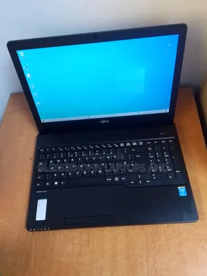 Laptop Fujitsu Lifebook A555 8GB Intel Core i5 HDD 320GB