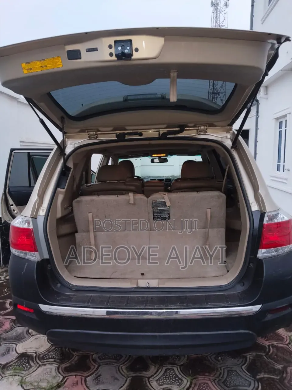 Toyota Highlander 2012 Gold