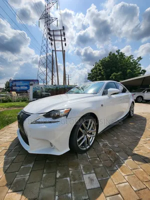 Lexus IS 2018 White