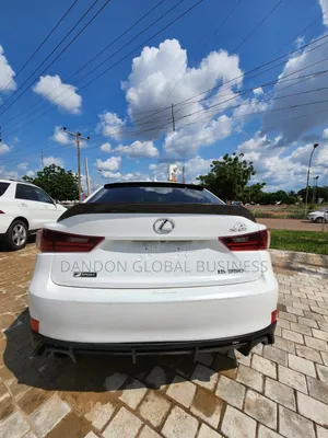 Lexus IS 2018 White