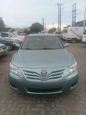 Toyota Camry 2010 Green