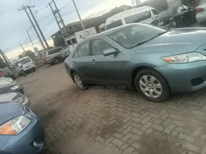 Toyota Camry 2010 Green