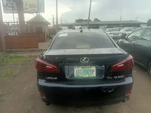 Lexus IS 2009 Blue