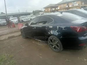 Lexus IS 2009 Blue