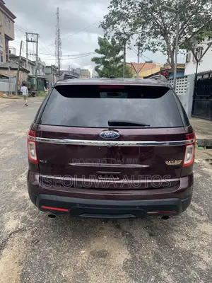 Ford Explorer 2011 Red