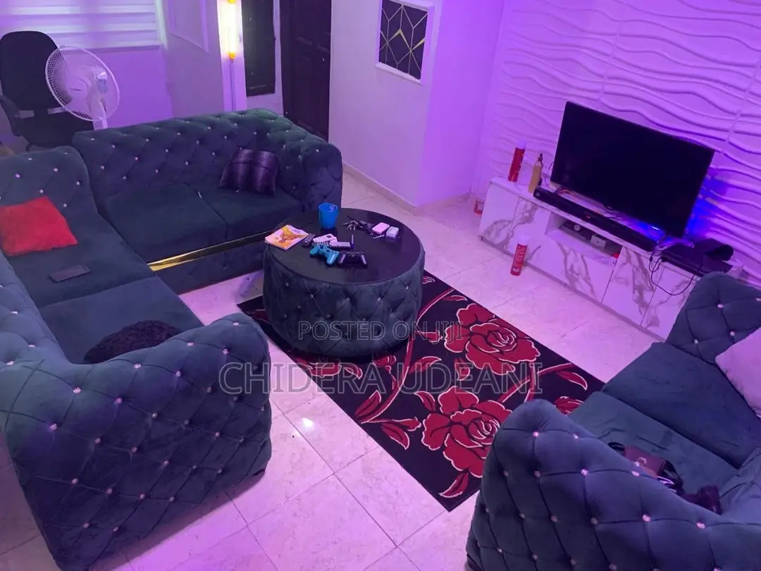 7 Sitter Green Parlour Sofas With Centre Table