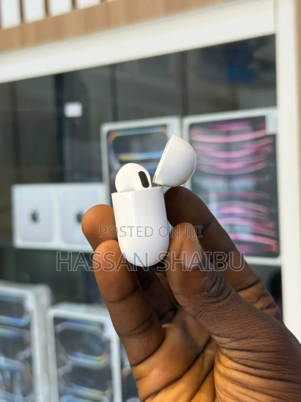 AirPods 4 Normal