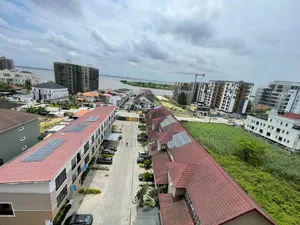 4bdrm Mansion in Osborne Foreshore for rent