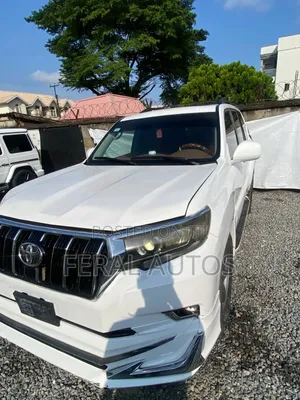 Toyota Land Cruiser Prado 2013 White