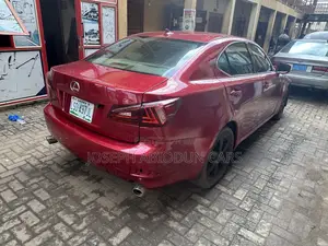 Lexus IS 250 2008 Red
