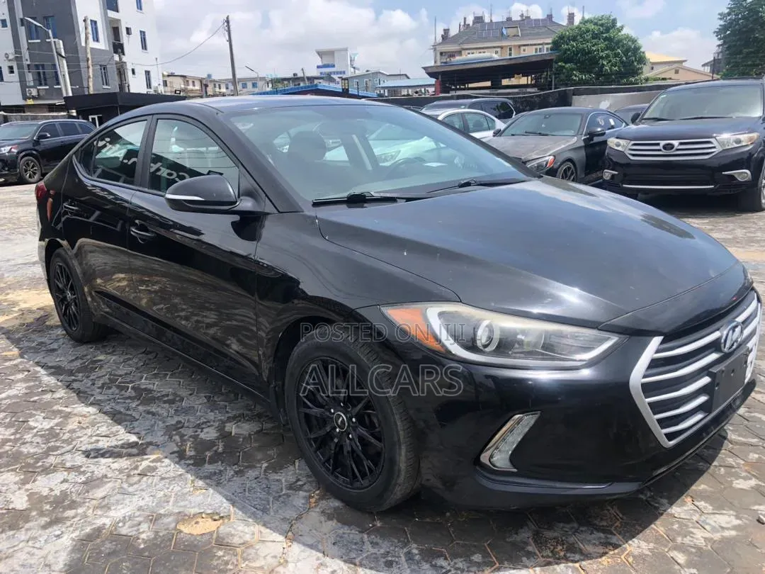 Hyundai Elantra 2017 Black