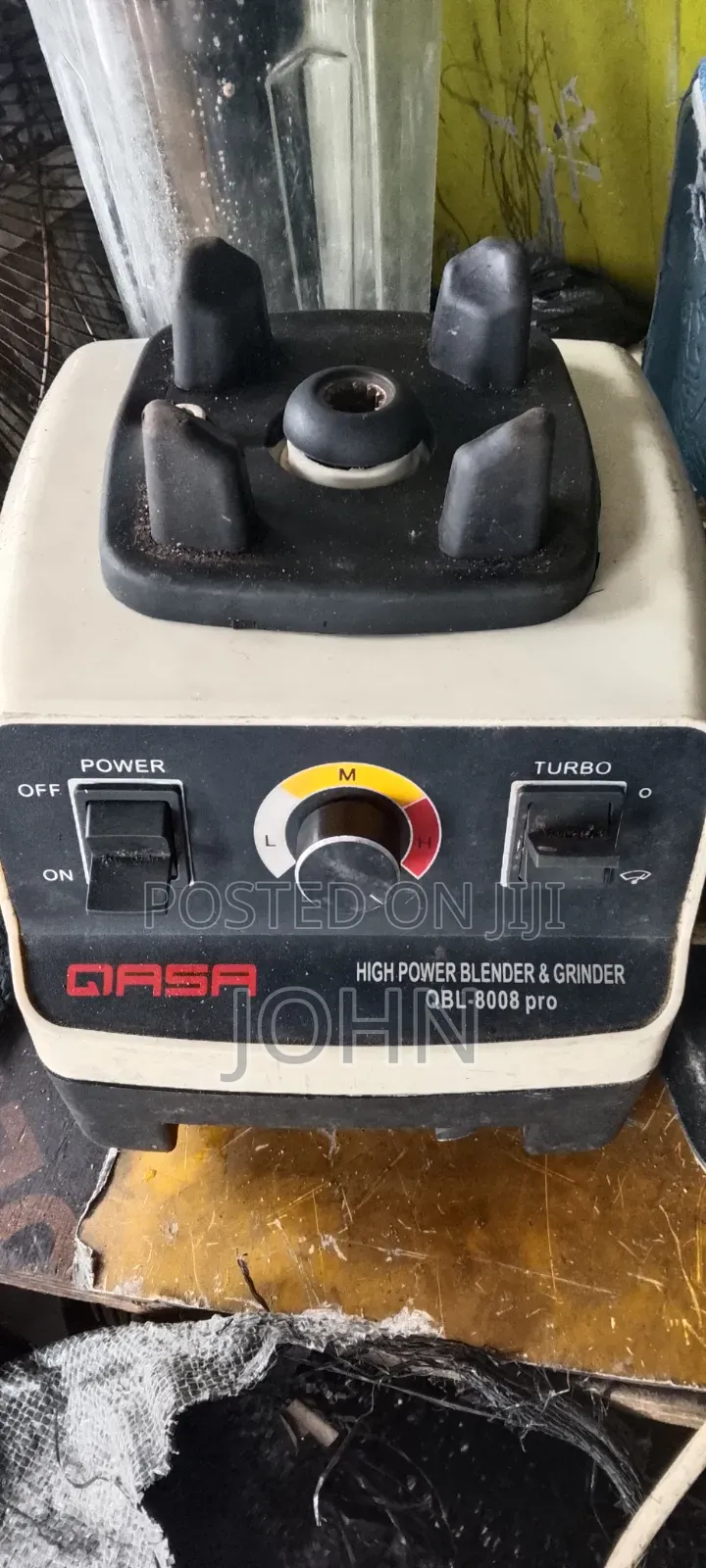 A Qasa Blender/Crusher