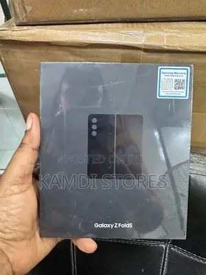 New Samsung Galaxy Fold 5G 512 GB Black