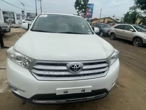 Toyota Highlander SE 3.5L 4WD 2013 White