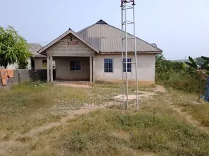 4bdrm Bungalow in Ajegunle, Ado-Odo/Ota for sale