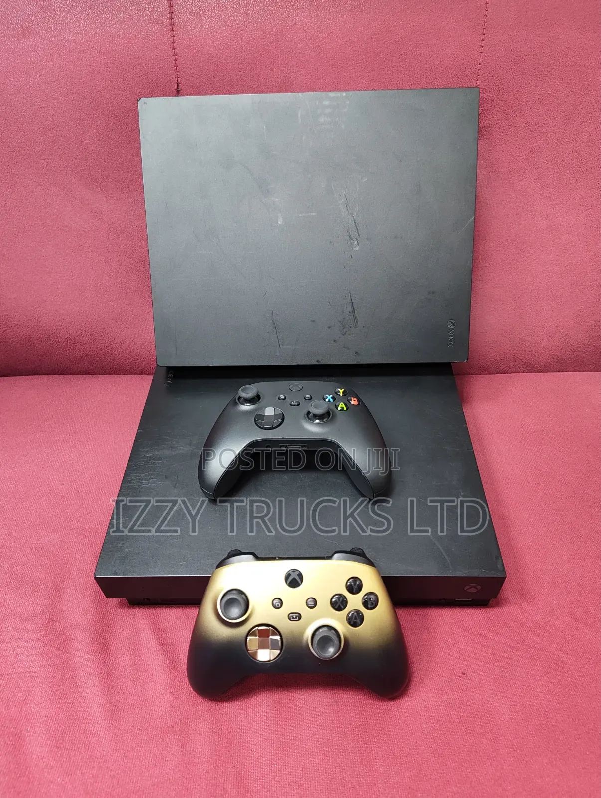 Xbox One X 1TB