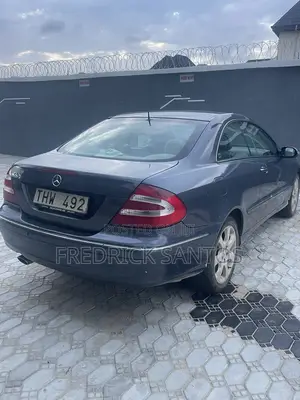 Mercedes-Benz CLK 320 Cabriolet 2004 Gray