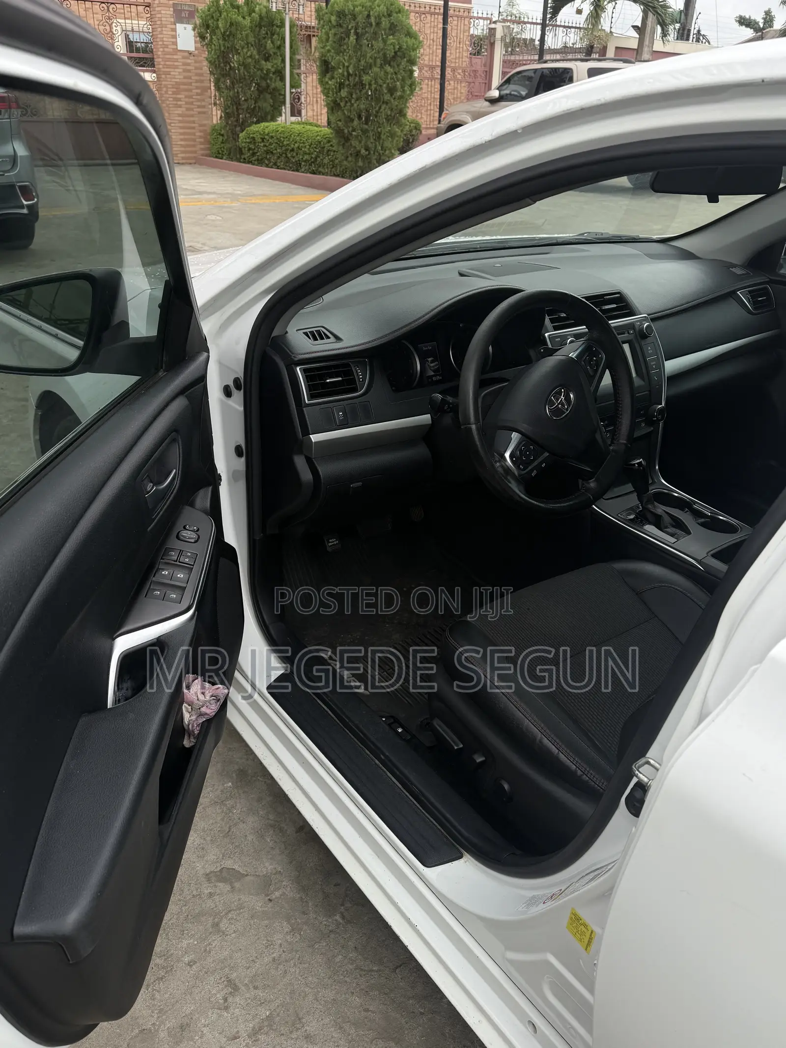 Toyota Camry 2016 White