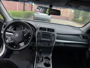 Toyota Camry 2016 White
