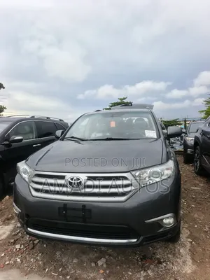 Toyota Highlander Limited 3.5l 4WD 2013 Gray