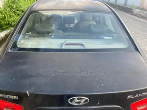 Hyundai Elantra 2008 Black
