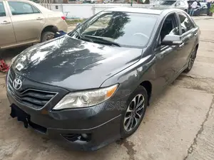 Toyota Camry 2010 Gray