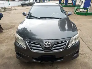 Toyota Camry 2010 Gray