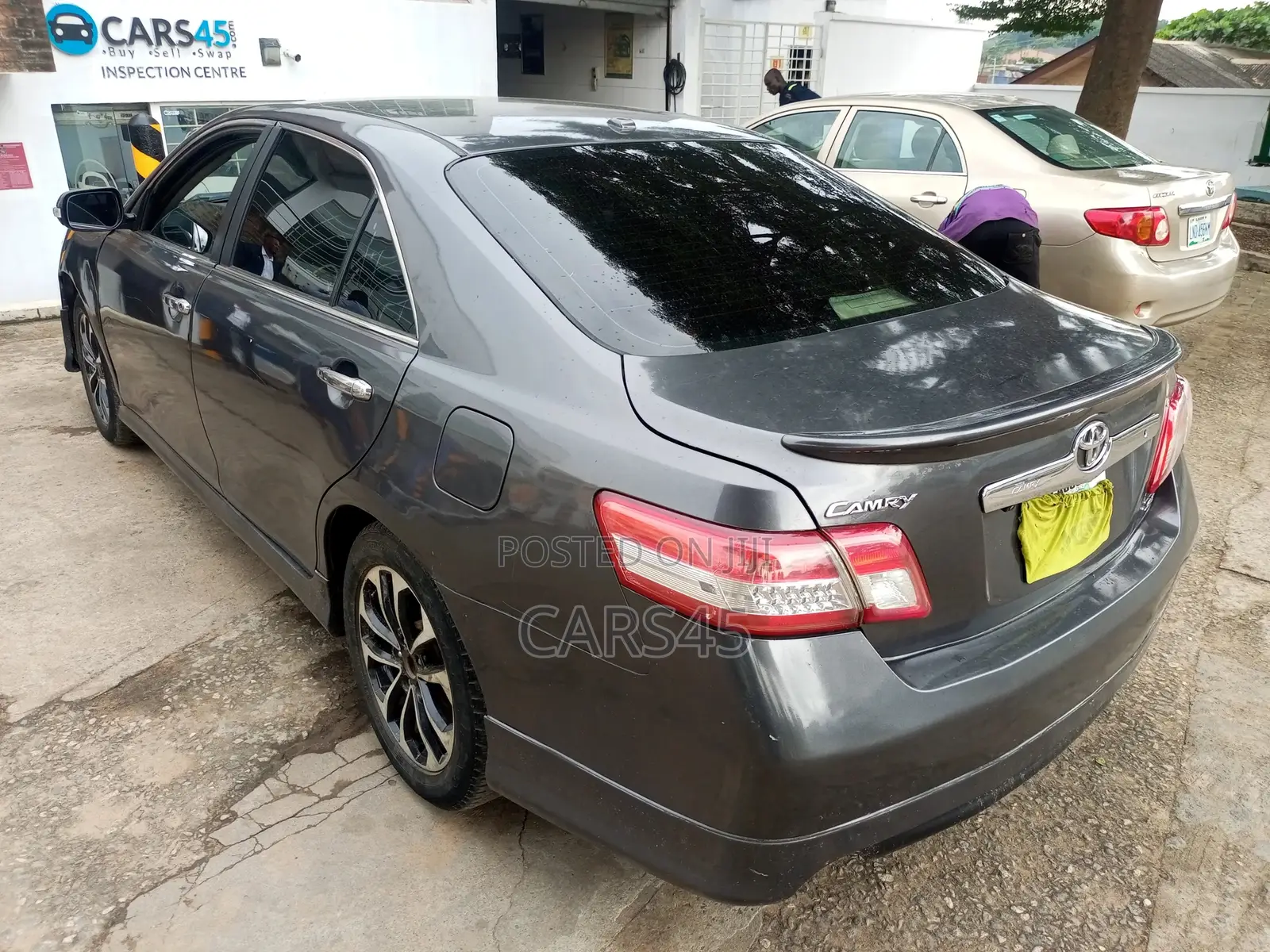 Toyota Camry 2010 Gray