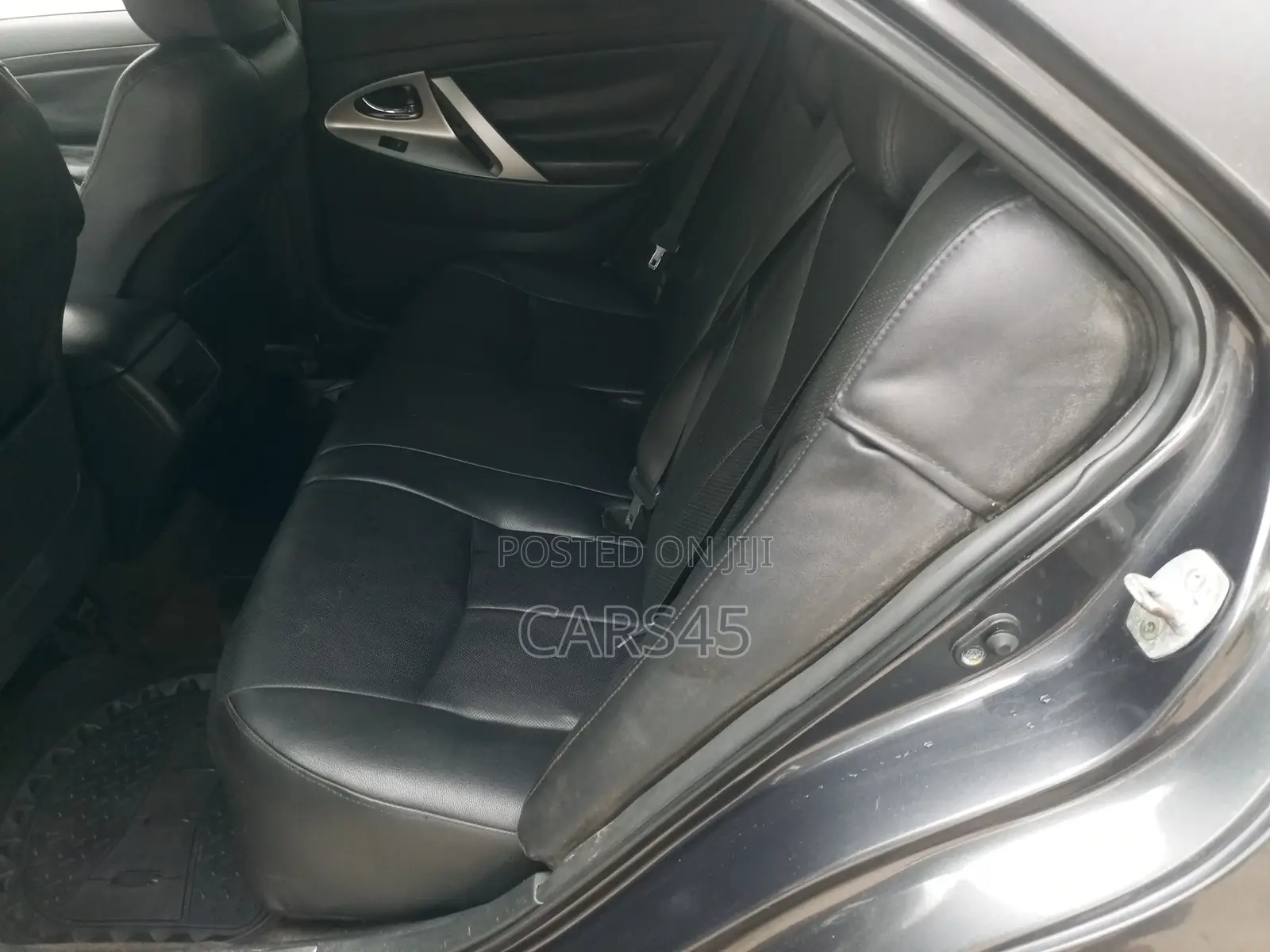 Toyota Camry 2010 Gray