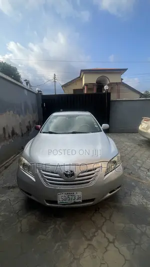 Toyota Camry 2008 Silver