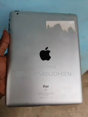 Apple iPad 3 Wi-Fi 16 GB Black