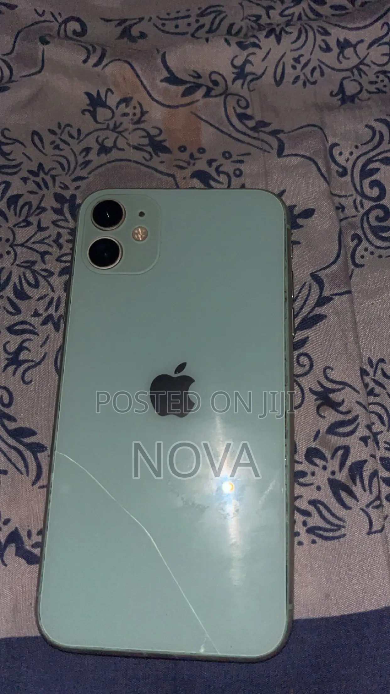 Apple iPhone 11 64 GB