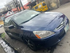 Honda Accord 2005 Blue