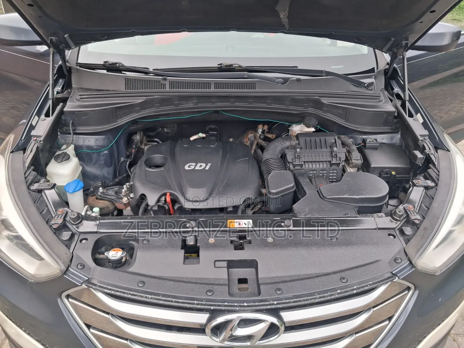 Hyundai Santa Fe 2015 Gray