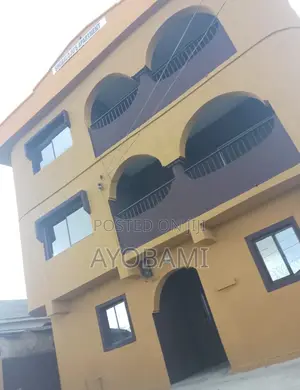 1bdrm Apartment in Shobaloju Apartment, Ojo for rent