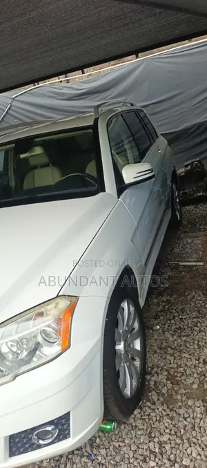 Mercedes-Benz GLK-Class 350 4MATIC 2012 White
