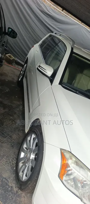 Mercedes-Benz GLK-Class 350 4MATIC 2012 White