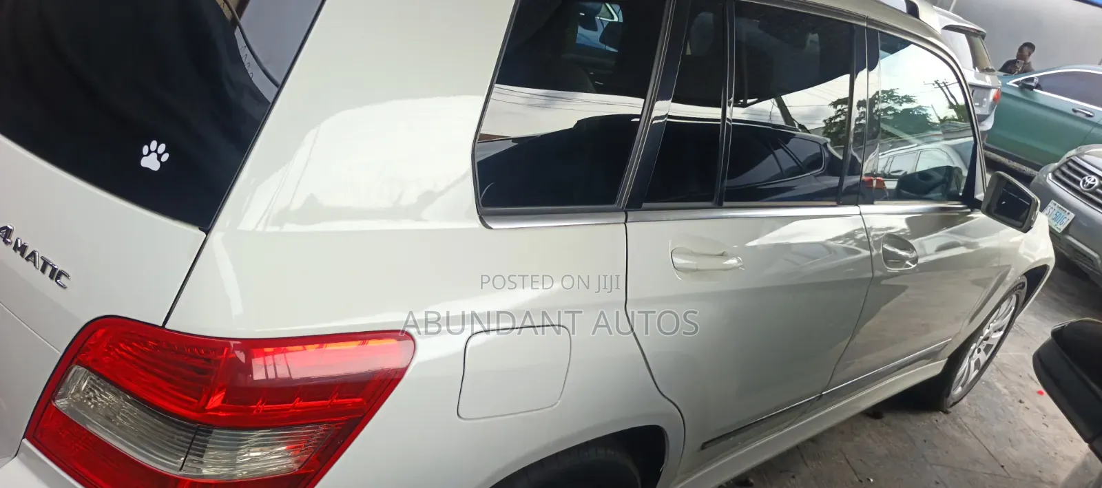Mercedes-Benz GLK-Class 350 4MATIC 2012 White