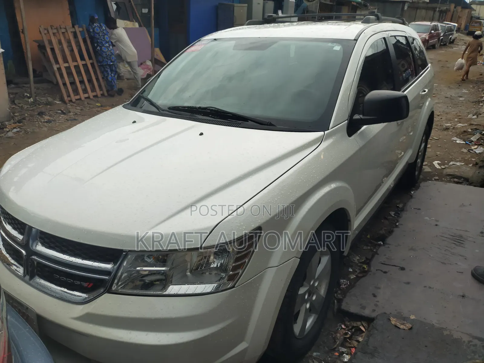 Dodge Caravan 2015 White