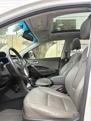 Hyundai Santa Fe GLS 4dr SUV AWD (3.3L 6cyl 6A) 2015 White