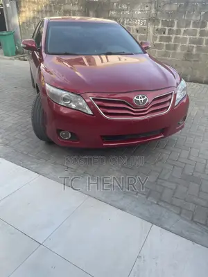 Toyota Camry 2010 Red