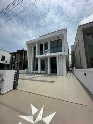 5bdrm Duplex in Ikota for sale