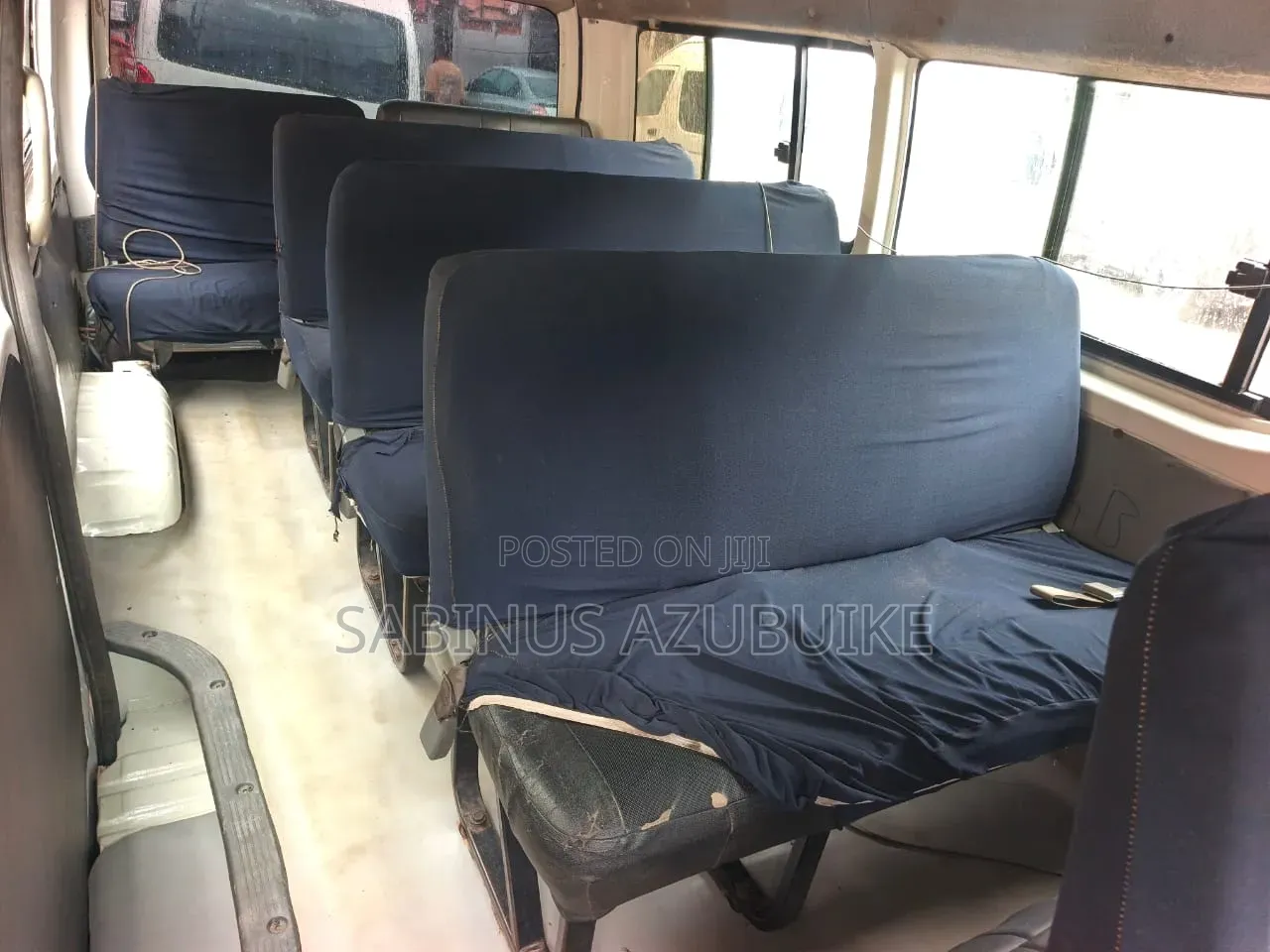 Toyota HiAce 2010 White