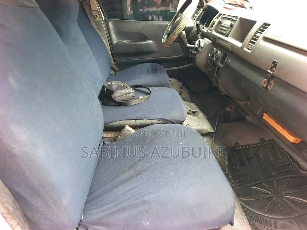 Toyota HiAce 2010 White