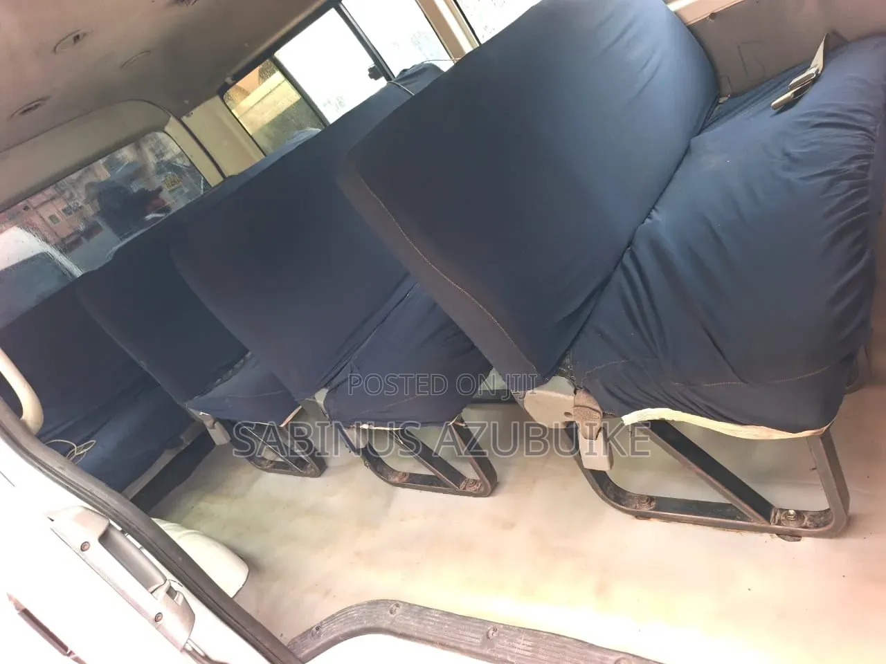 Toyota HiAce 2010 White