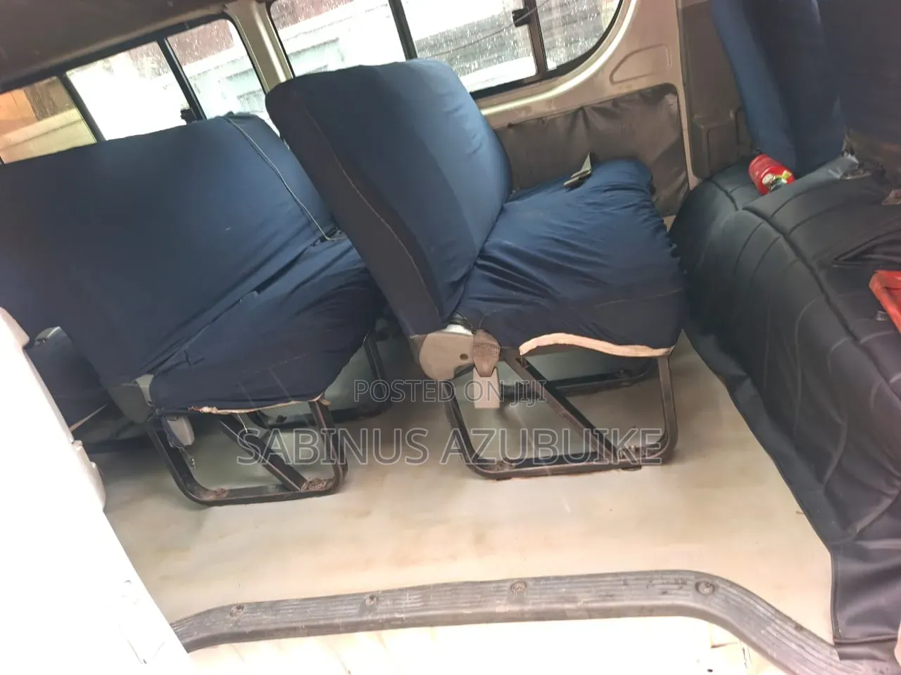 Toyota HiAce 2010 White
